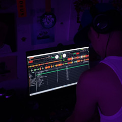 30 M1NU7ES 0F BOUNC3