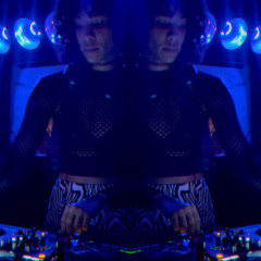 FEEMIX016: Raw Frequency Ride Freeflow