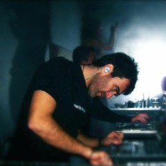 G.Pal - Live @ Featured Artist, Proton Radio 05.03.2003