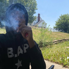 Trenchbabyeli - Im Awesome (Saucy Exclusive)