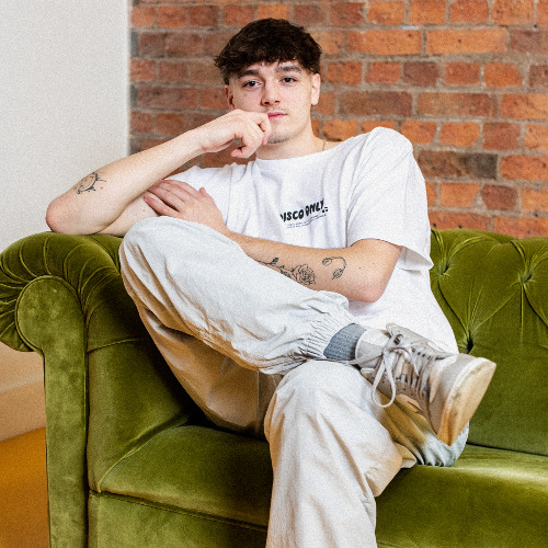 Undrscovered.004 - Leo Sanderson