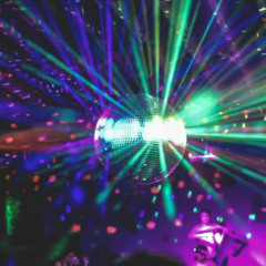 Genießt die Liebe (SQ) - Visitor