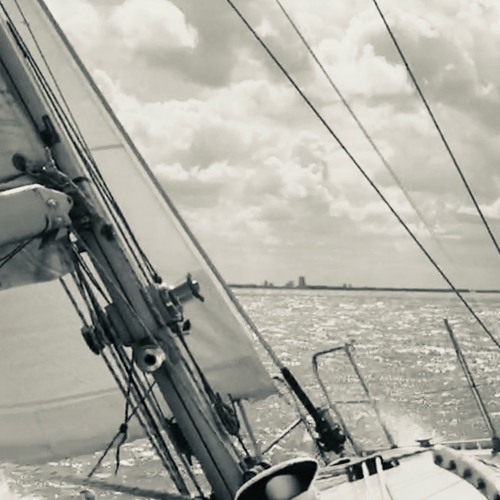 Namaste 4 bft - sailing away on deep tunes