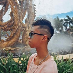 Một Bước Yêu Vạn Dặm Đau (Htrol Remix) (8D Audio) - Mr.Siro, DJ.mp3