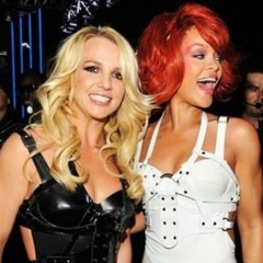 Britney vs Rihanna Megamix