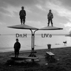 Volzigt is hippie LIV.o / Three Little Birds