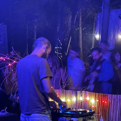 Dancing Buddah -23.11.24