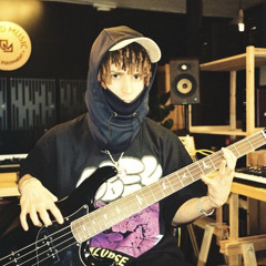 cardi b + 163onmyneck + lantevi