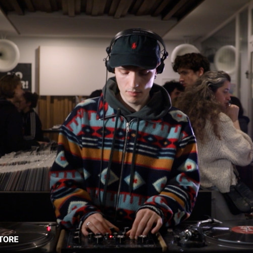 Yoyaku Instore Session with Admo