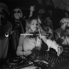 Vivi Santana live at Party People, Caparica • July 26, 2025