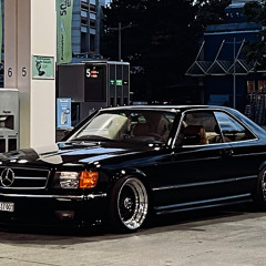 wide body Benz