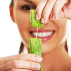 FEEDING YOUR SKIN by Dr Richard Climie