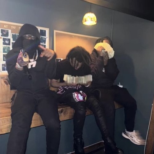 762 & GRADE A (feat. VonOff1700 & BloodHound Q50)