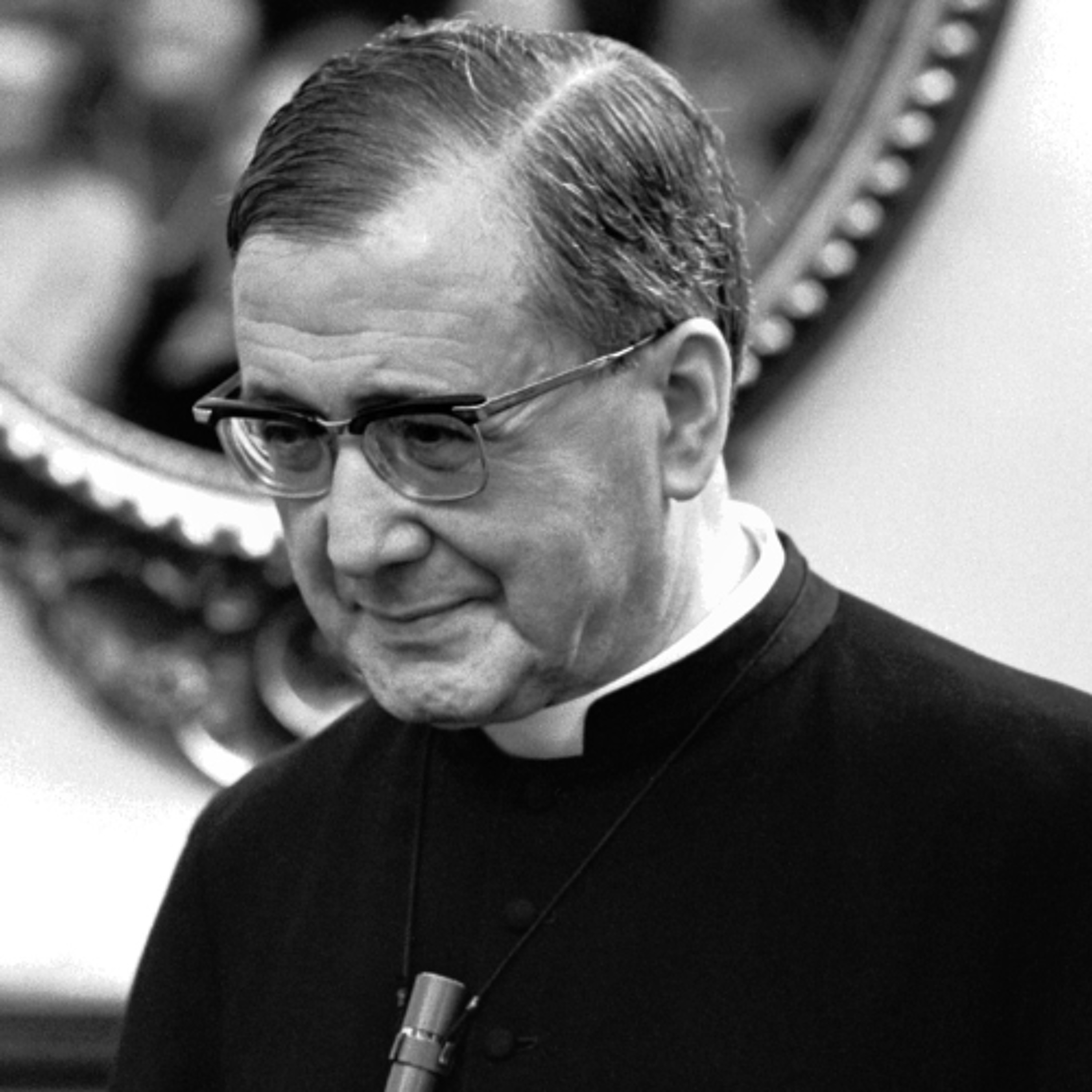 2. El fin sobrenatural de la Iglesia | Amar a la Iglesia