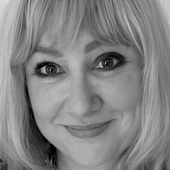 Romance Scams. Investigating Fraudsters & The Impact Of Their Crimes. Becky Holmes, Author.