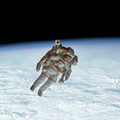 m@tro - Lonely outer space