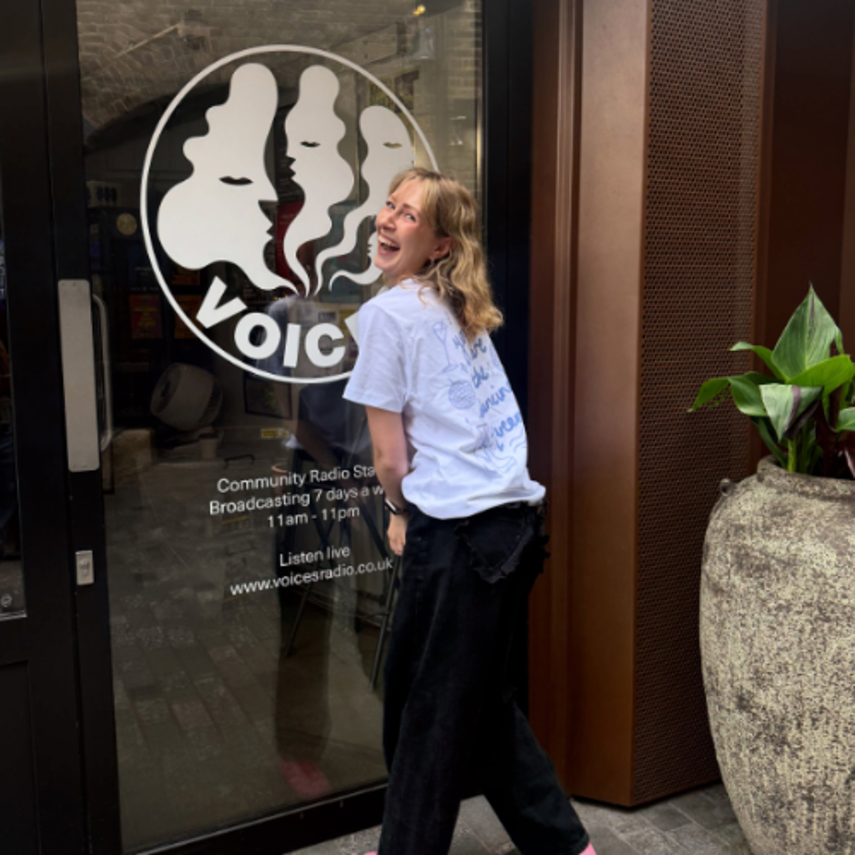 Dancing Around the World w/ Cari Williams 10/06/26 - Voices Radio episode artwork