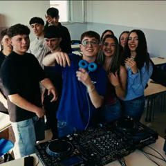 DJ SET A SCUOLA!!!! DoDoJ