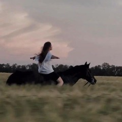 She riding on that horse