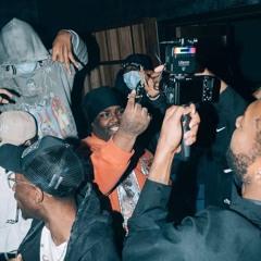 SAVV4X  -  WIGGY