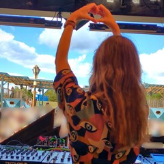CLUBS & FESTIVALS DJ SETS