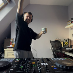 high energy techno to help u procrastinate