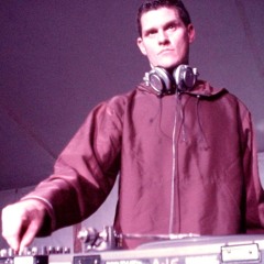 DJ Taylor Live at Nectar Cancun 2-11-2005 (live from radio show)