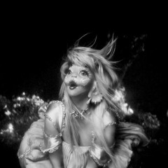 battle of the larynx - melanie martinez (live)