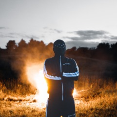 Stand Free