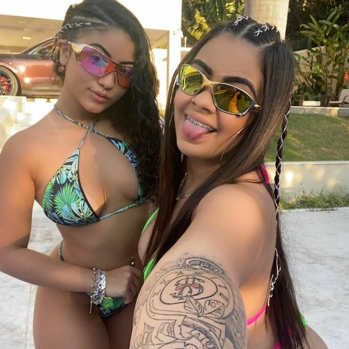 DEPOIS QUE GOZ* O TESAO PASSA, KIKA COM FORÇA E NAO PARA ESFREGA A TCHECA NA VARA (DJ FK)