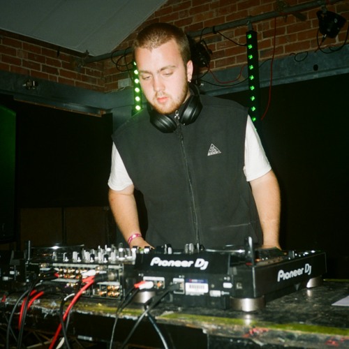 DJ Frosty w/ Bunney - Subtle Radio - 05/04/2023