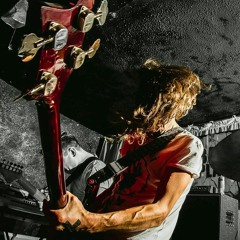 МОЛОТЫ - Нелегально