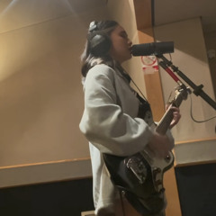 NIKI - Stars Are Blind (Paris Hilton Cover)