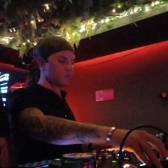 SESSION HOUSE FERMALA