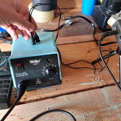 Soldering Iron heating up, cooling down, and holding temp.
