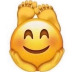 i sent my plug a picture of my feet on accident