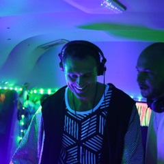 Joe Bennett - Lost In Sound - Bass Bus - Set 2 251004