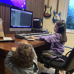 This Christmas time (live acoustic)