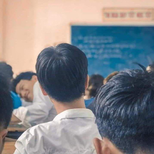 VALENCIAGA  DJ KIM CHOL x SON TY  NHẠC HOUSE BEATLAB 2024.mp3