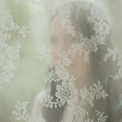 Ģērbies, saule, sudrabota (Dress up, sun, in silver)