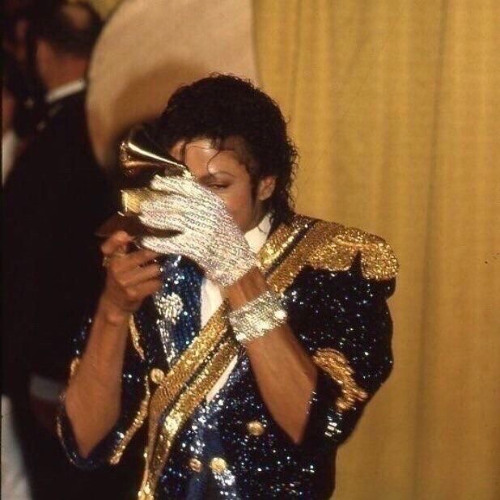 Michael (DJibouti & Akin Dub)