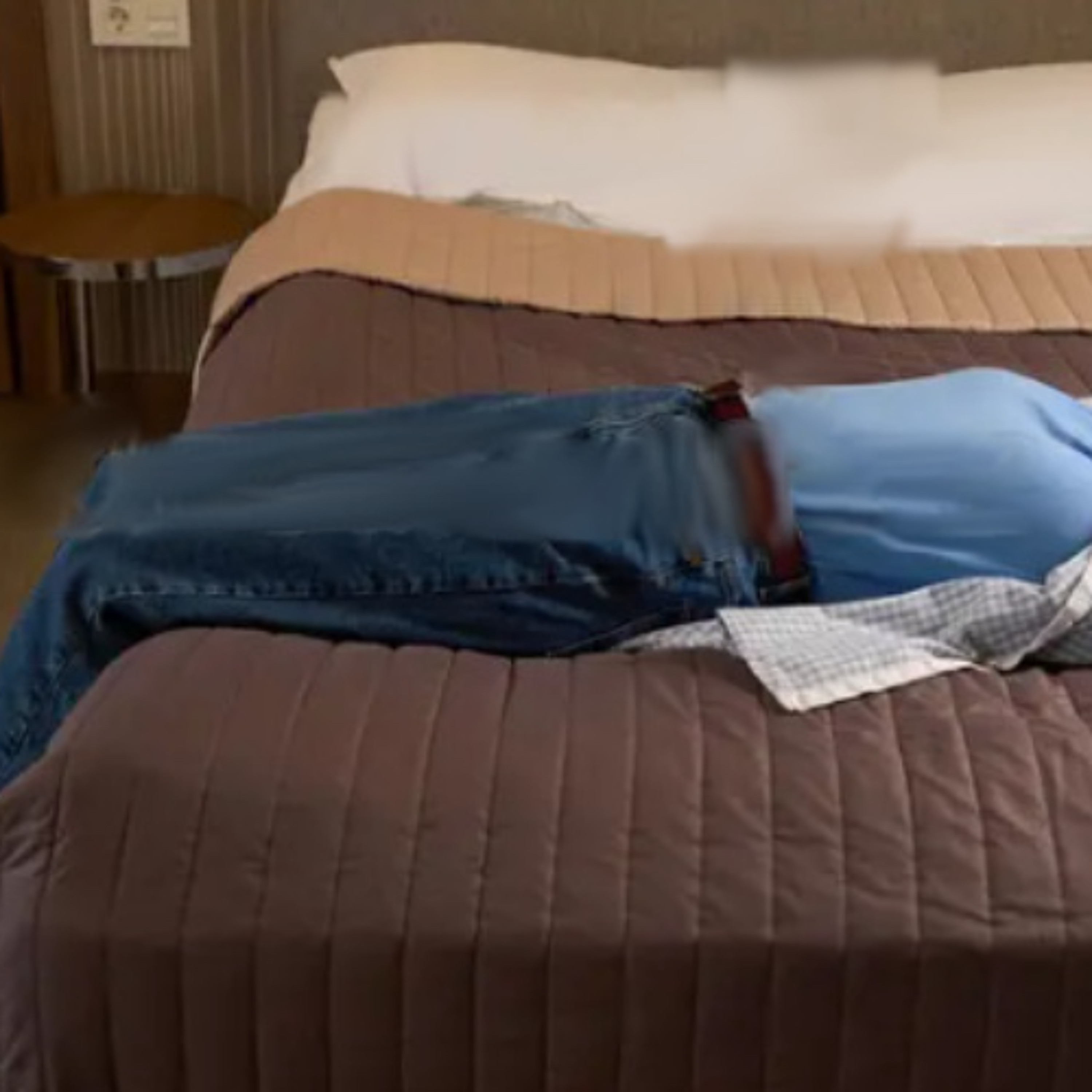 No normal way for me to stand up when I wake up episode artwork