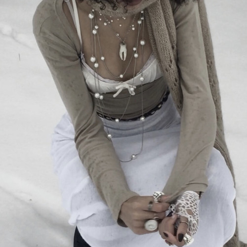 DONT LEAVE [PROD. AYAZRA]