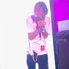 Crybaby (Live in Philadelphia, 4/16/17) NOT FULL*