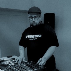 LOVEiT RADIO w/ headlessfatass #6