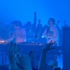 Fred again.. & Four Tet Live set Toronto, Canada (YZD Hanger)