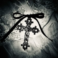 Love To War 2.0 [Feat. Xorainzz]