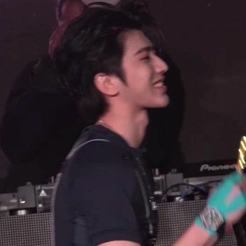 Cai Xukun  - Wait Wait Wait (蔡徐坤)