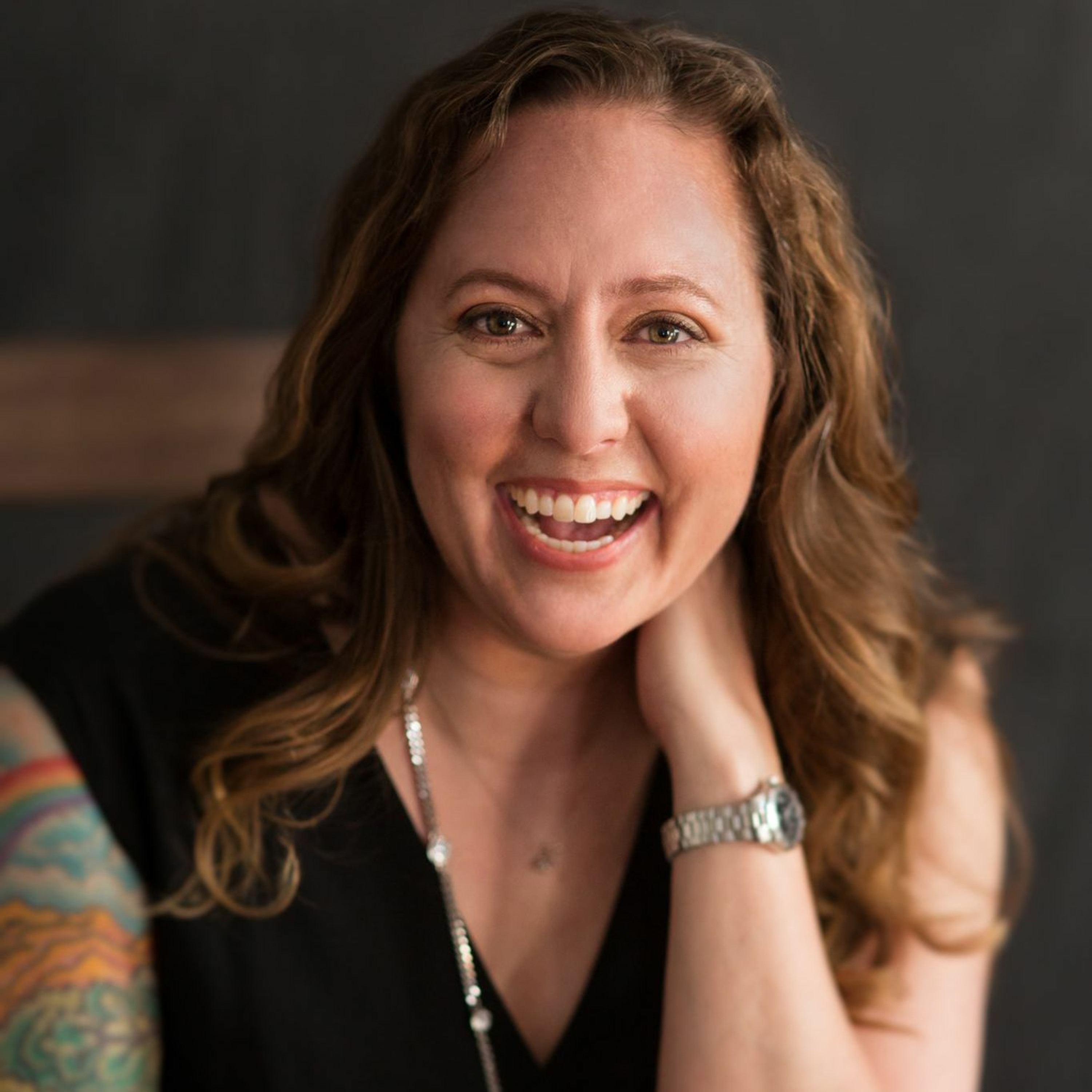 VAN 025- Liz Hughston MEd., RVT, CVT, LVT, LVMT, VTS (SAIM)(ECC) episode artwork