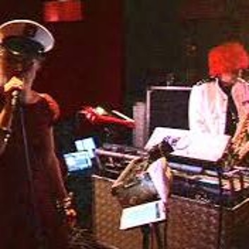 Deep House Chill Out Mix by Loop Alley ( Live )